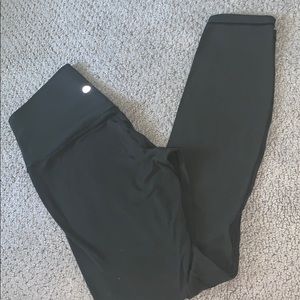dark green 7/8 lululemon aligns